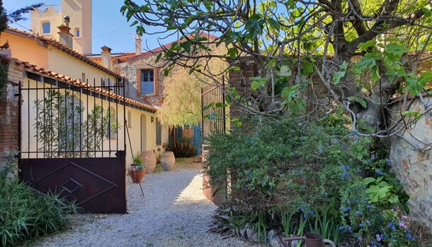 Villa / Maison 32 pièces  à vendre Perpignan 66000