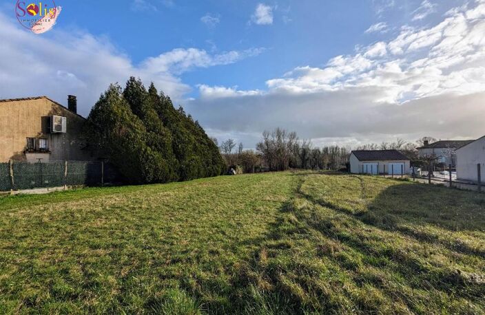 Vente terrain  1190 m² Salles-d'Angles (16130) — photo 3