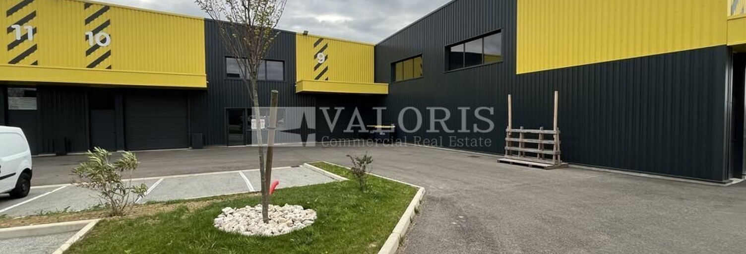 Commerce  540 m² à louer à Frans (01480)