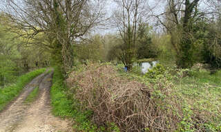 Terrain  2451 m² à vendre à Bourges (18000)