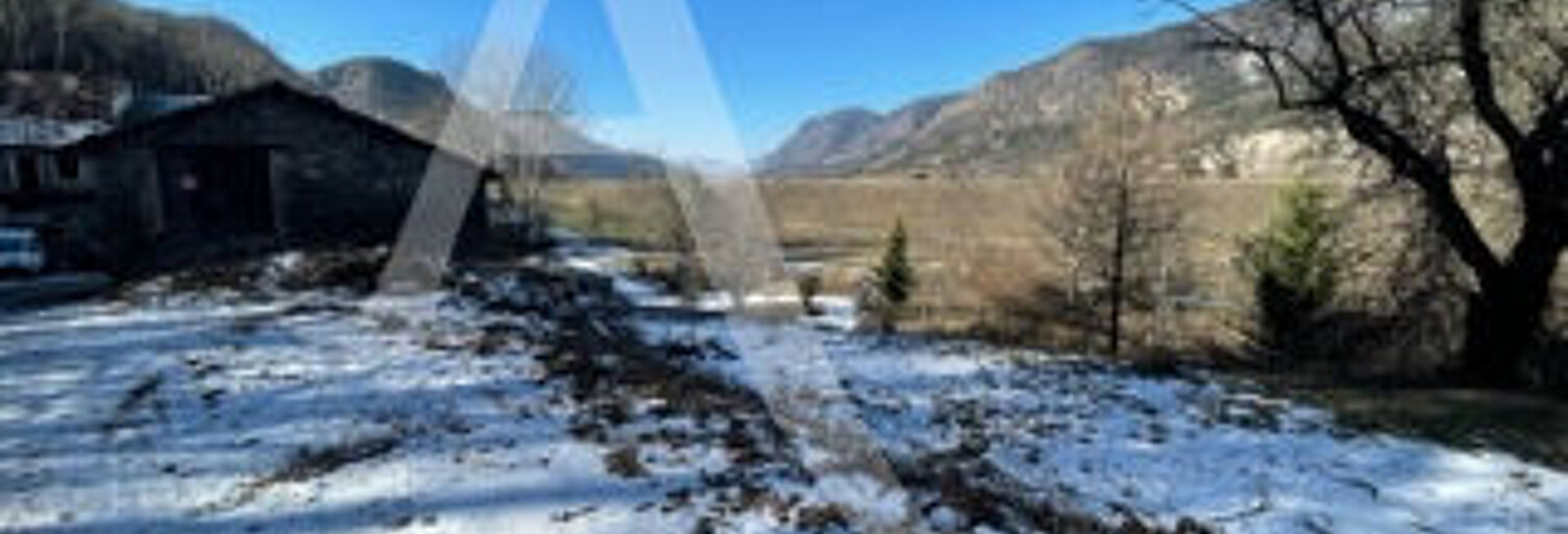 Terrain  774 m² à vendre à Rochebrune (05190)