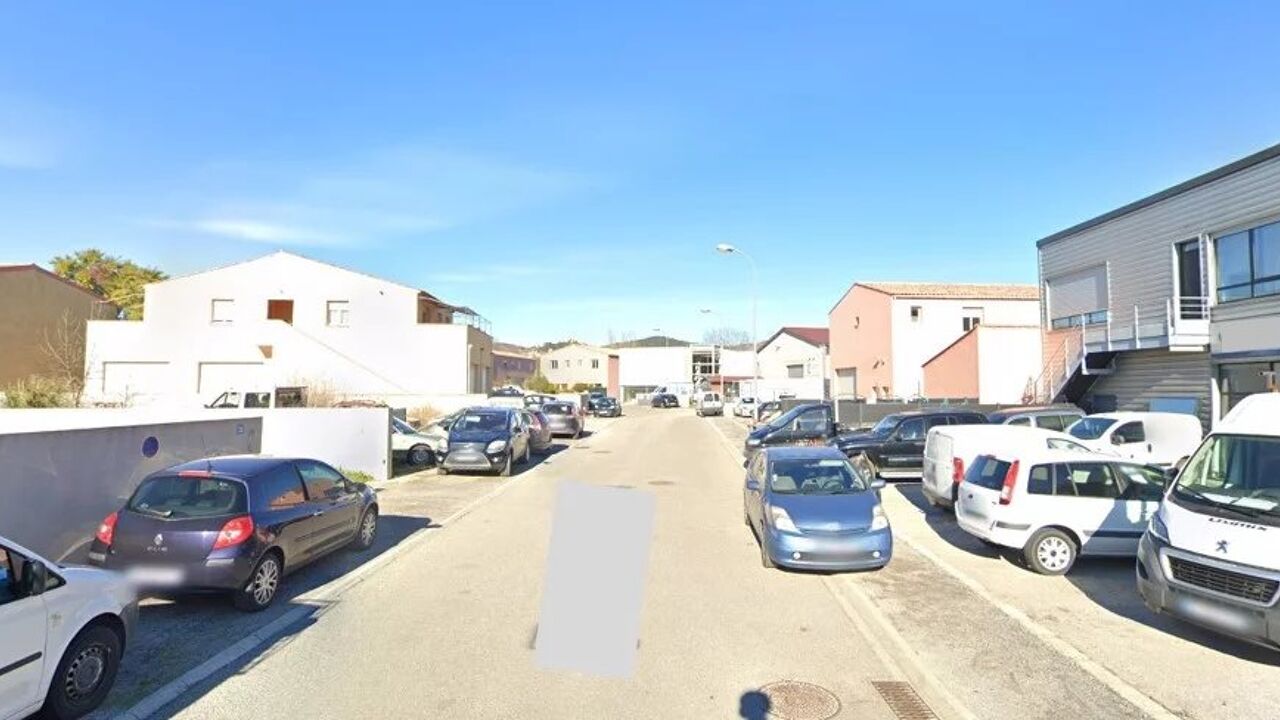 commerce  pièces 900 m2 à vendre à Cogolin (83310)