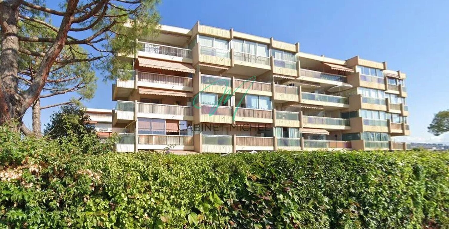 SAINT-LAURENT DU VAR — photo 1