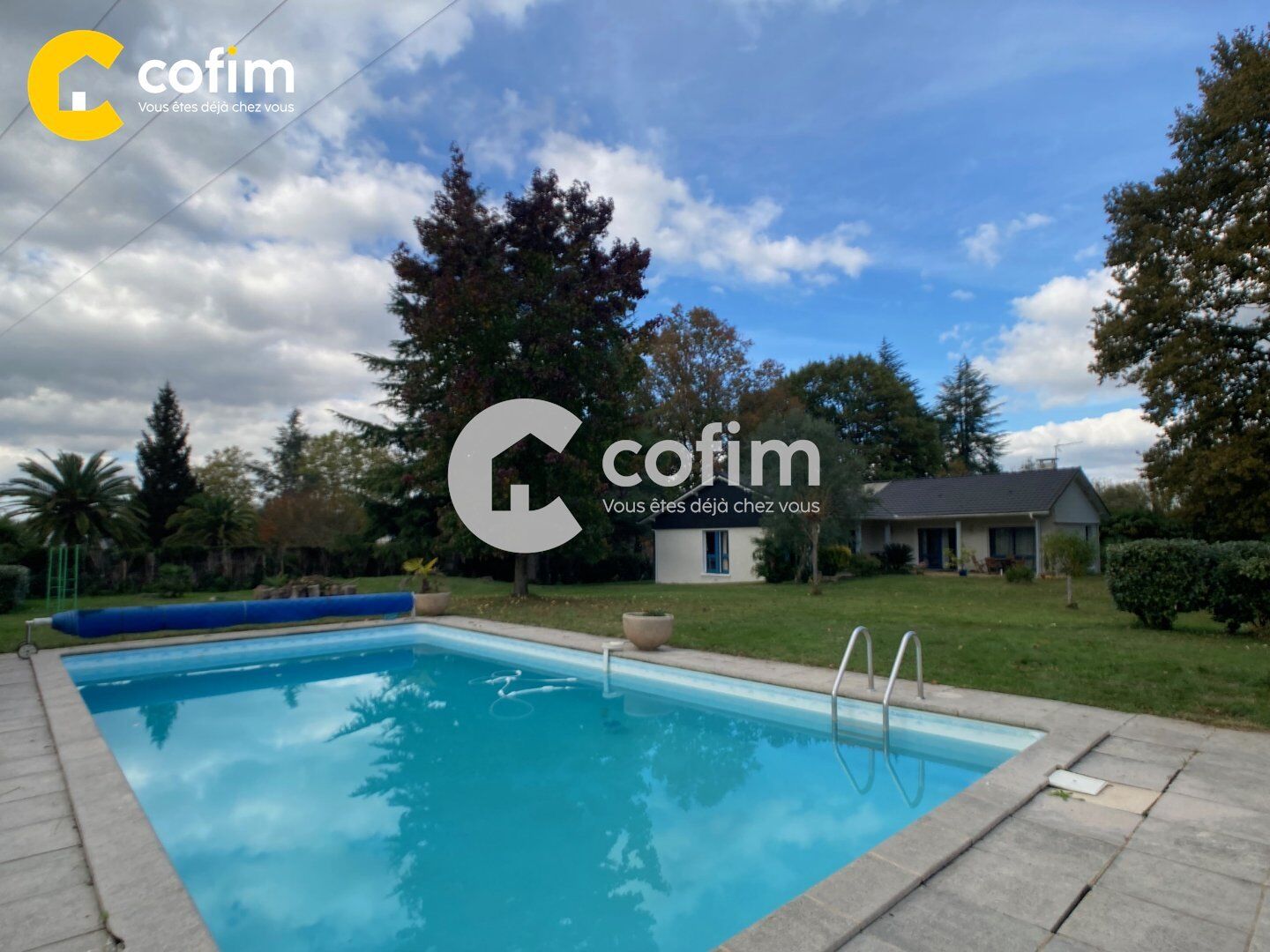 Villa / Maison  T5 à vendre Oloron-Sainte-Marie 64400