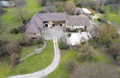 maison 17 pièces 1500 m2 à vendre à Villefranche-sur-Saône (69400)