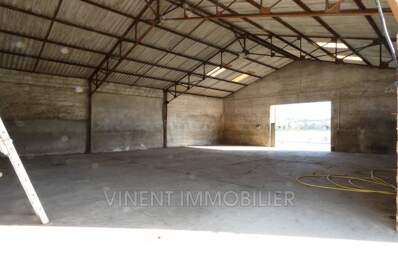 professionnel entrepôt — photo du bien