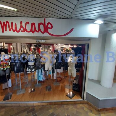 Commerce 2 pièces 100000 €