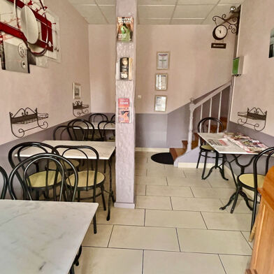 Commerce  174900 €