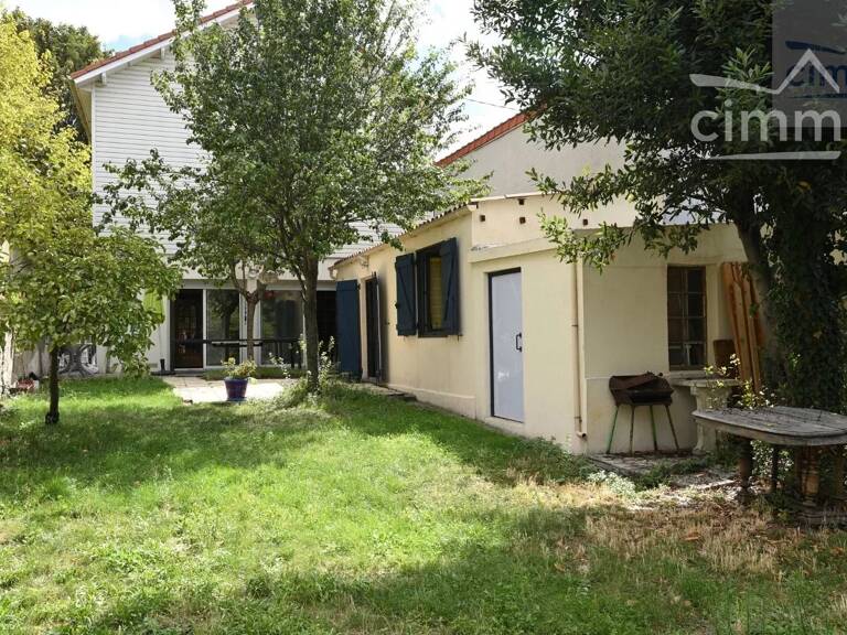 Maison familiale sur 300m² de terrain aux portes de Paris! — photo 1