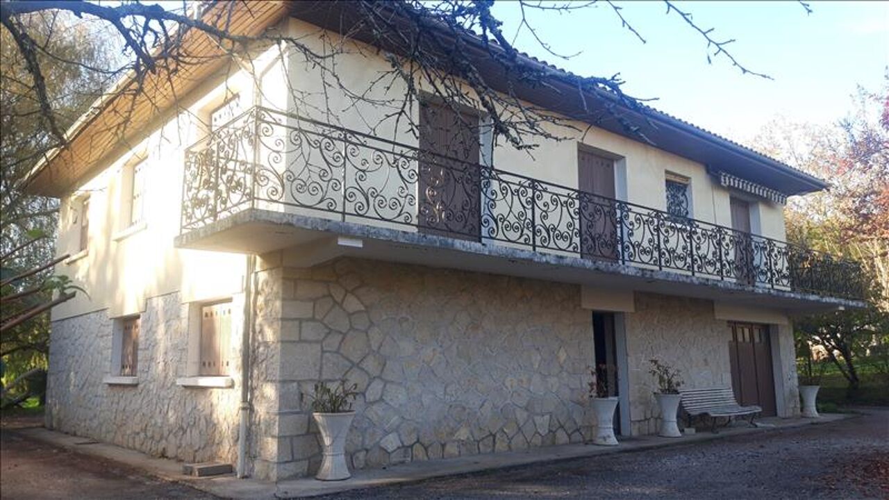 maison 8 pièces 162 m2 à vendre à Le Lardin-Saint-Lazare (24570)