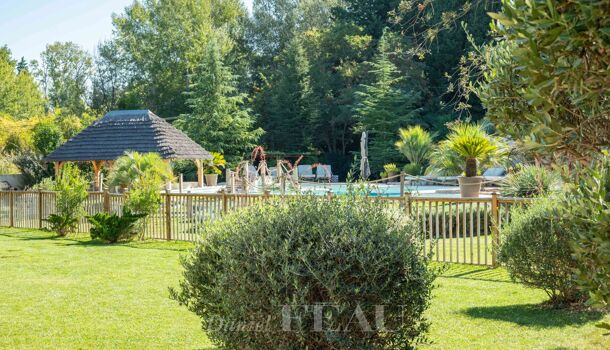 Villa / Maison 13 pièces  à vendre Eygalières 13810