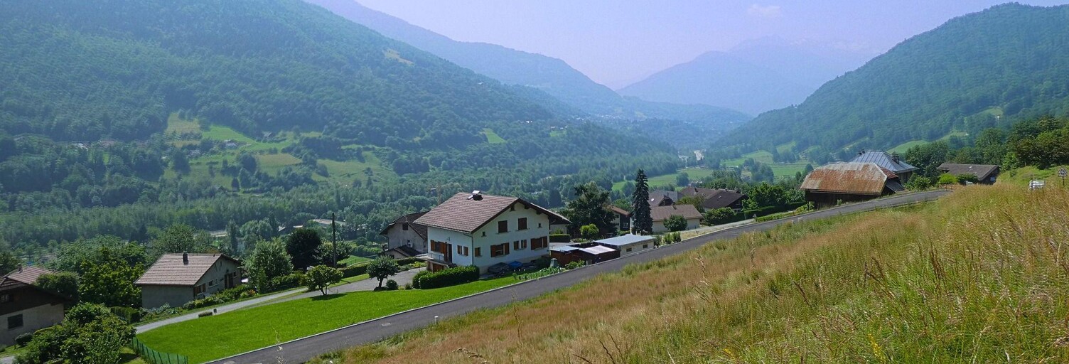 Terrain  708 m² à vendre à Marthod (73400)