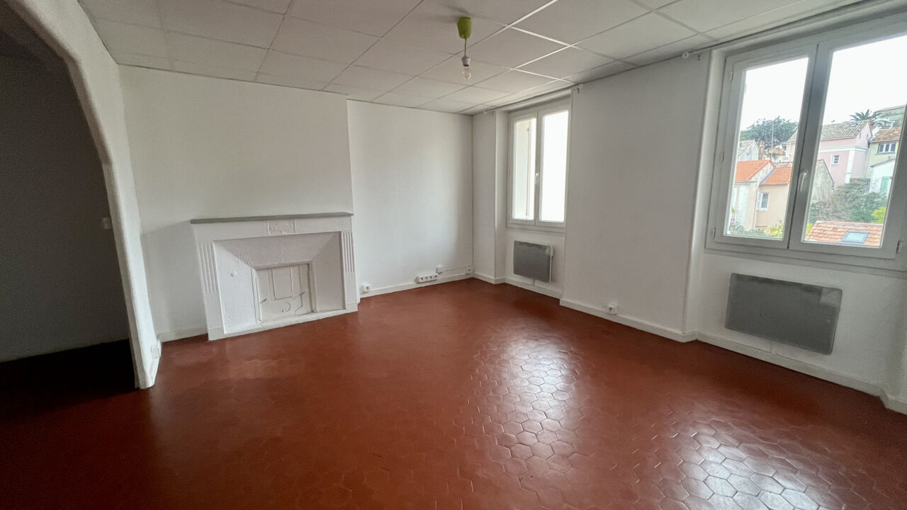 appartement 2 pièces 55 m2 à vendre à Toulon (83000)