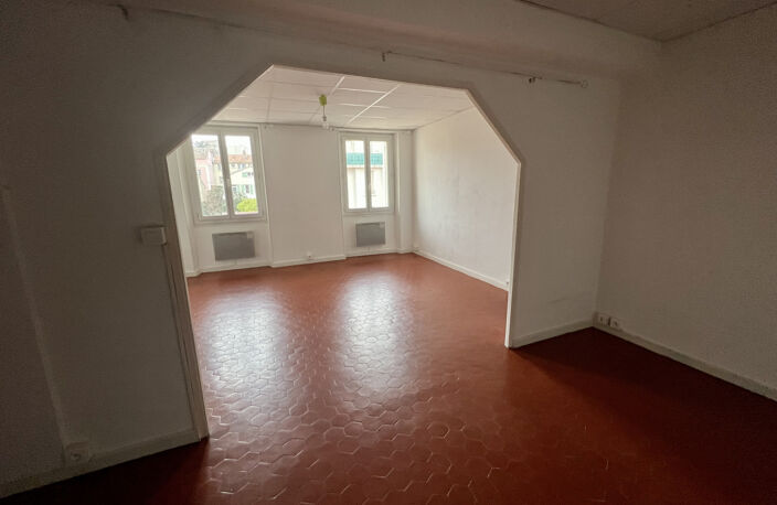 TOULON secteur Mourillon  appartement 2-3 pièces — photo 3