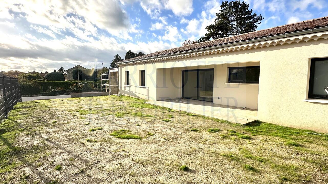 maison  pièces 104 m2 à vendre à Sauzet (26740)