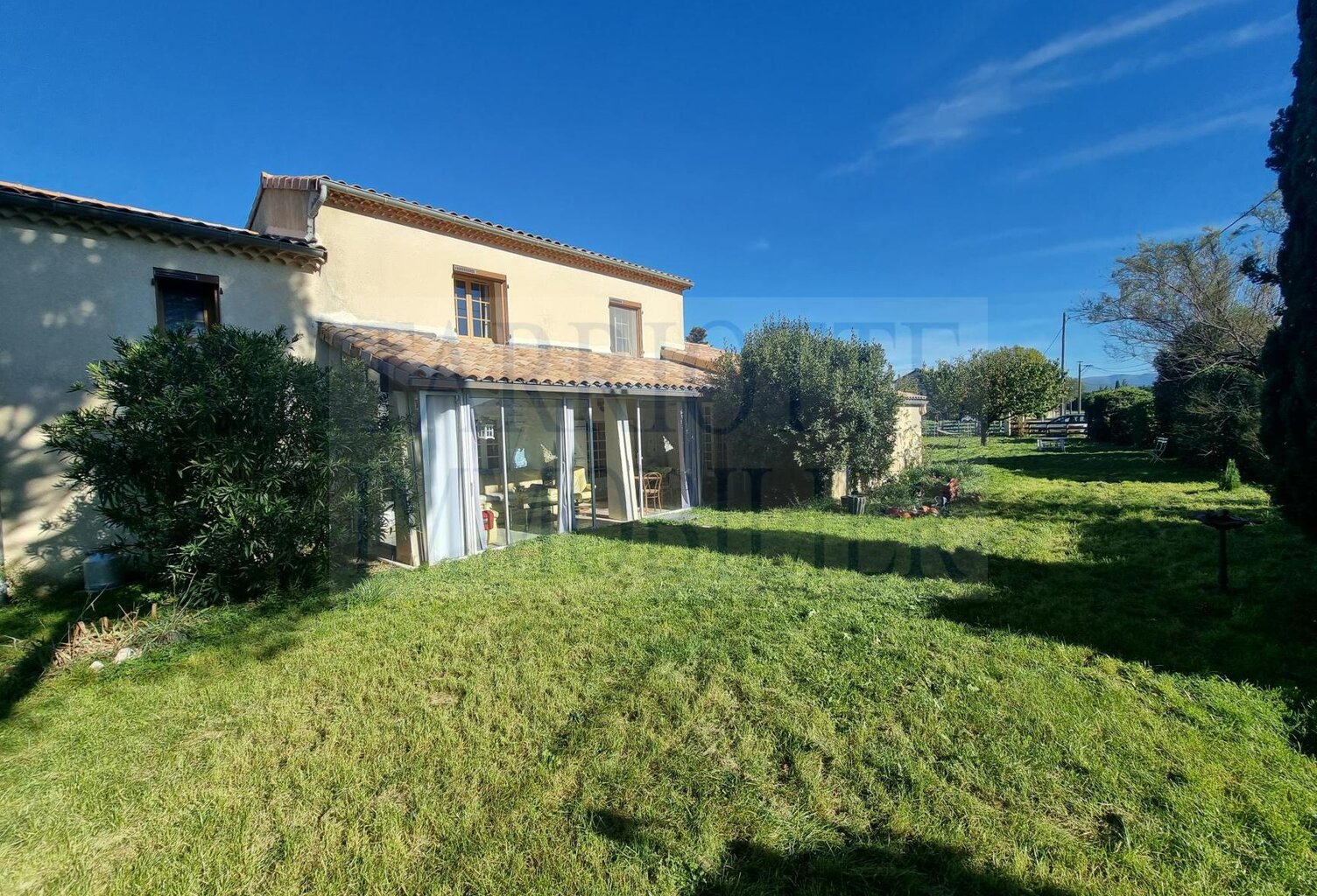Vente maison 6 pièces 144 m² La Bégude-de-Mazenc (26160) — photo 1