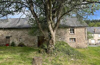 Maison en pierre de 3 pièces principales — photo du bien