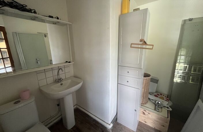 Maison en pierre de 3 pièces principales — photo 3