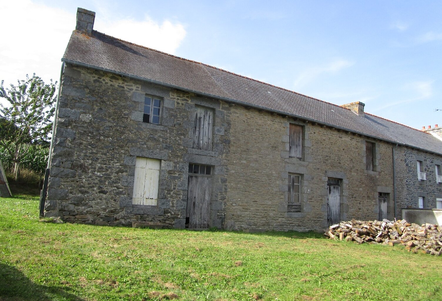 Maison 2 pièces 170 m&sup2; — photo 1