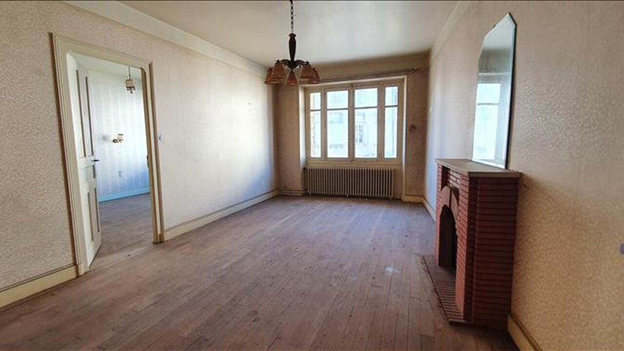 maison 5 pièces 155 m2 à vendre à Coussac-Bonneval (87500)