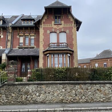 Maison 9 pièces 96300 €