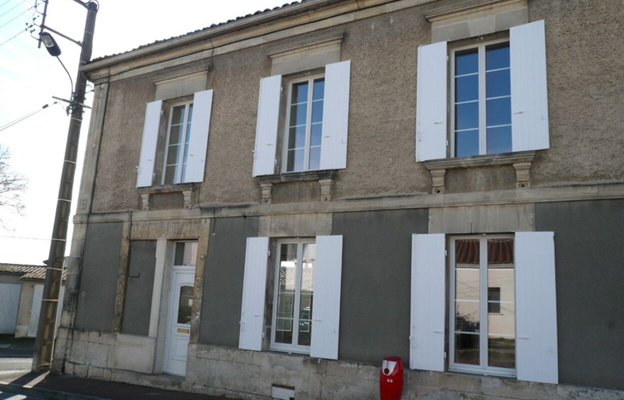 maison 6 pièces 118 m2 à vendre à Cognac (16100)