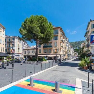 Commerce  410000 €