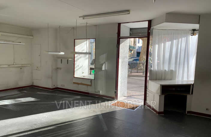 professionnel local commercial — photo 2