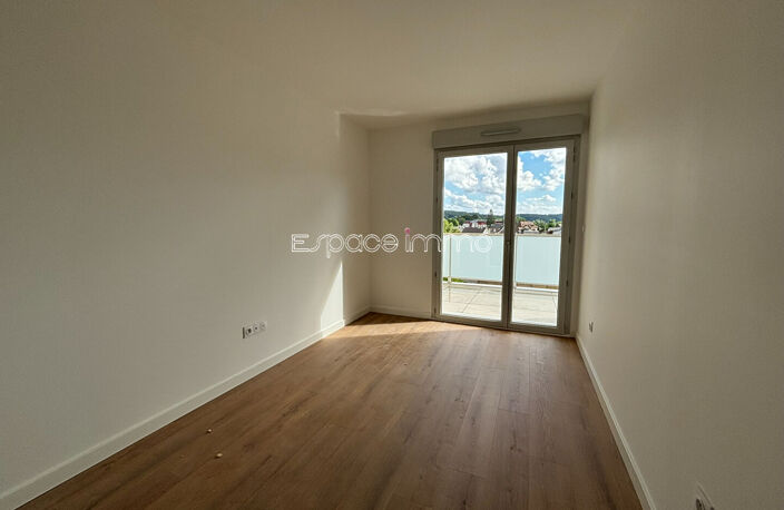 Résidence de standing - Appartement avec balcon et stationnement - Montville centre - 3 pièces - 87m² — photo 5