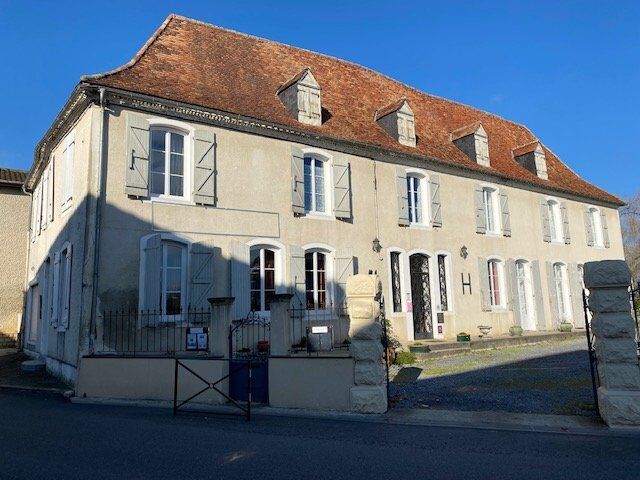 Villa / Maison  T20 à vendre Arzacq-Arraziguet 64410