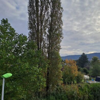 Appartement 4 pièces 688 €