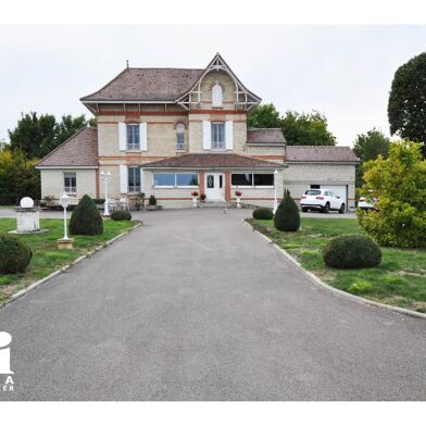 Maison 8 pièces 630000 €
