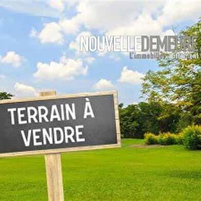 Terrain  97900 €