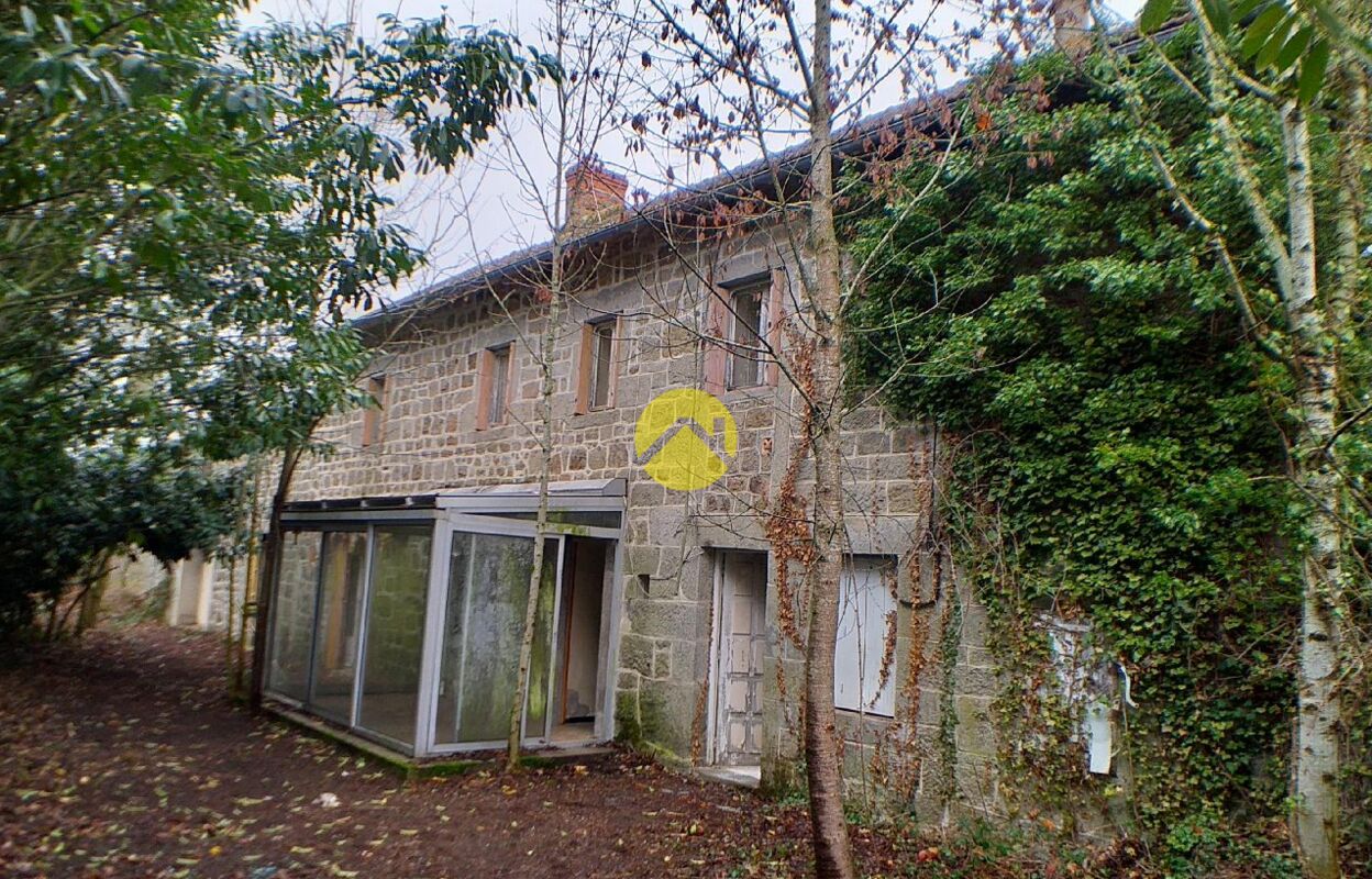 maison 5 pièces 121 m2 à vendre à Auzances (23700)