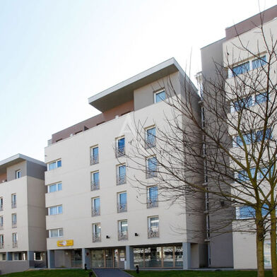 Appartement 1 pièces 67100 €