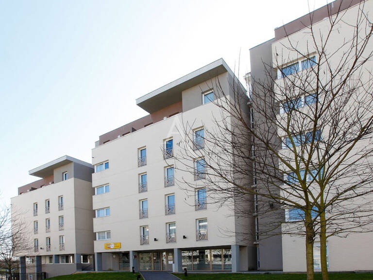 Investissement locatif Cergy le Haut studio loueur — photo 1