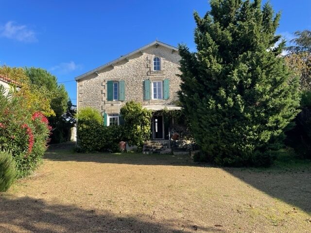 Villa / Maison  T7 à vendre Ronde (La) 17170