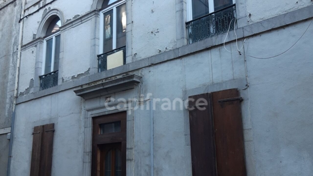 maison 10 pièces 260 m2 à vendre à Eaux-Bonnes (64440)
