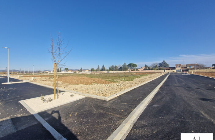 PARCELLE A BATIR DE 641m² — photo 3