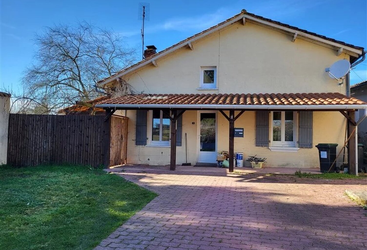 Vente Maison de hameau - Mézières-sur-Issoire - Haute Vienne — photo 1