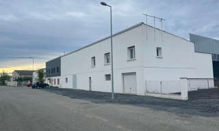 Divers  500 m² à louer à Ibos (65420)