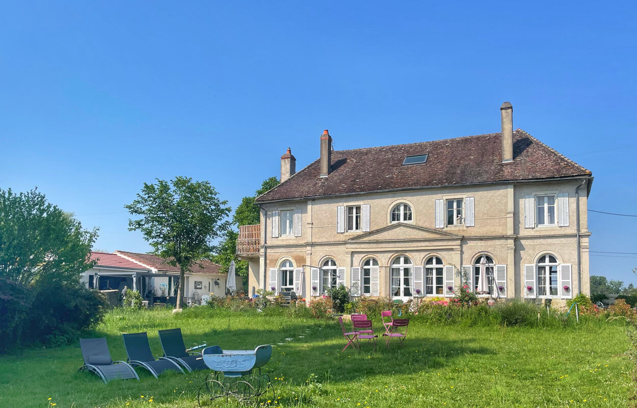 maison 7 pièces 300 m2 à vendre à Beaune (21200)