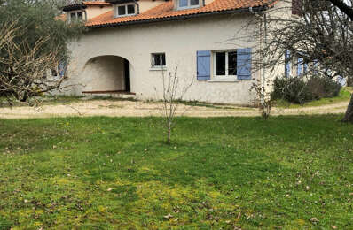 vente maison 220 000 € à proximité de Saint-Martin-du-Bois (33910)