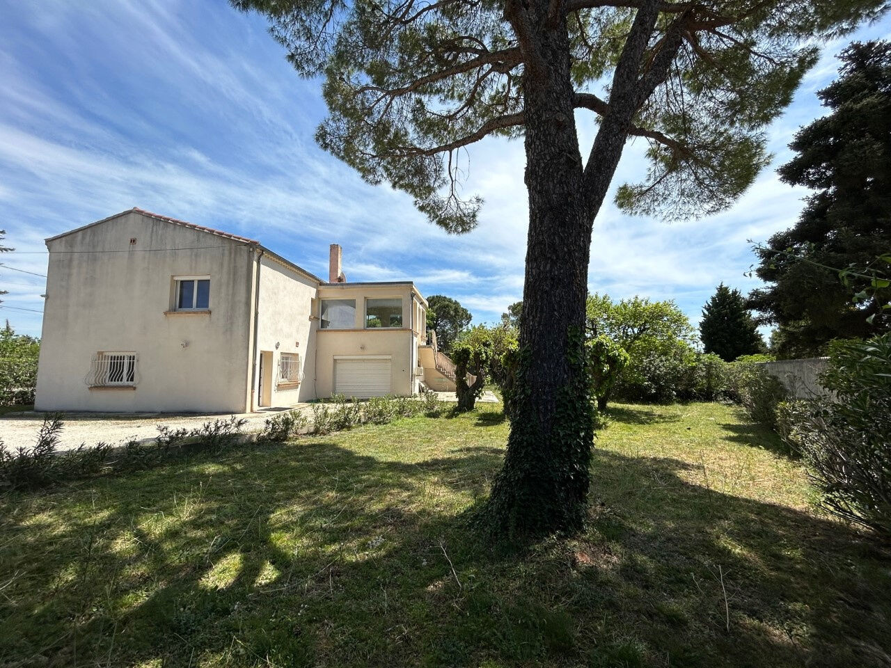 Villa / Maison 8 pièces  à vendre Suze-la-Rousse 26790