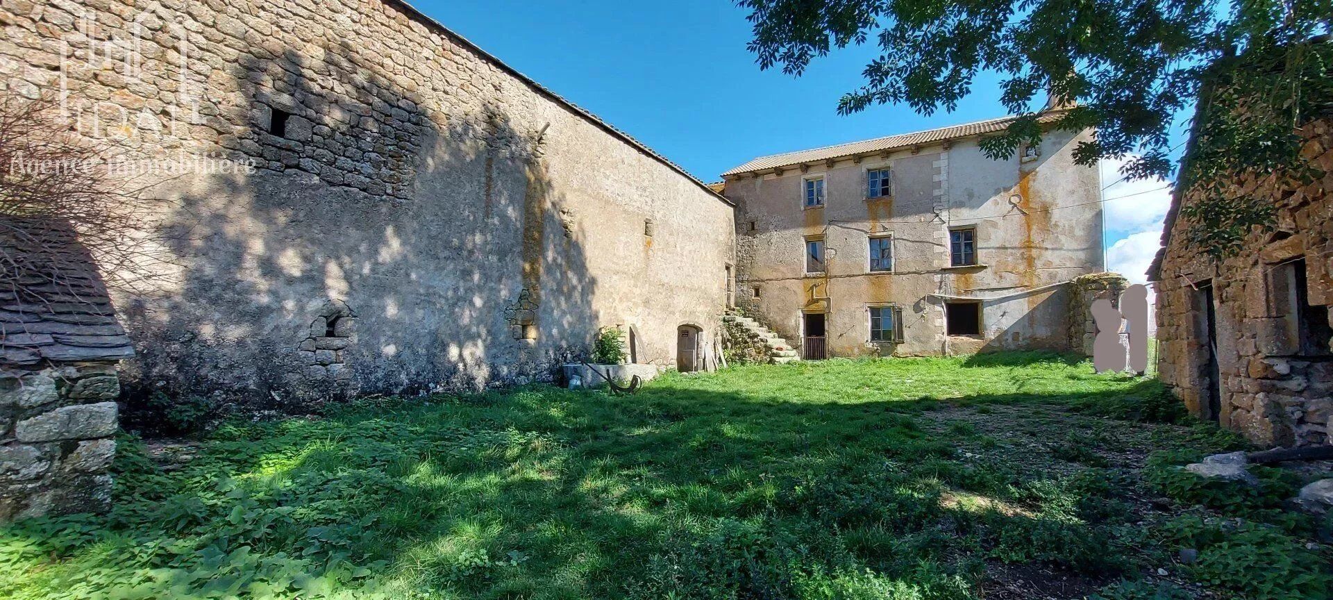 Vente Maison 175 m² à Châteauneuf-de-Randon 118 500 €