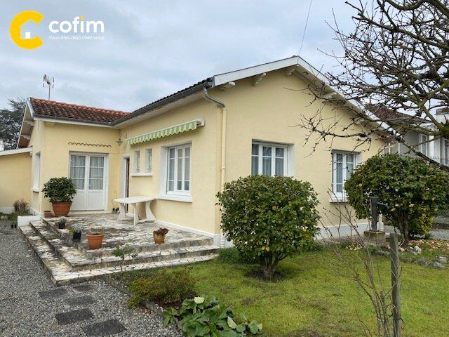 Villa / Maison 4 pièces  à vendre Bizanos 64320