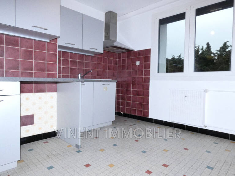location appartement 4 Pièce(s) — photo 1