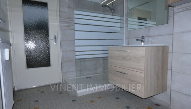 Appartement 4 pièces  à louer Donzère 26290