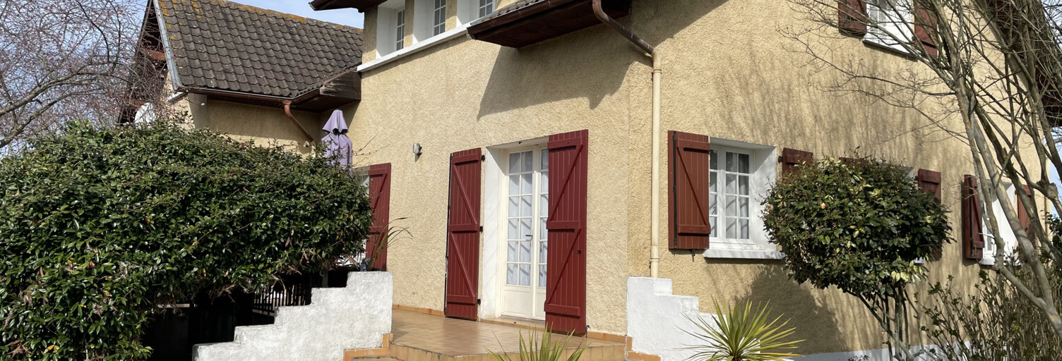 Maison 8 Pièces 130 m² à vendre à Andrest (65390)