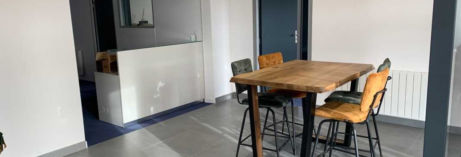 Bureau  145 m² à louer à Quimper (29000)